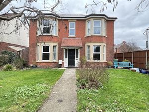 Photo 1- click for photo gallery